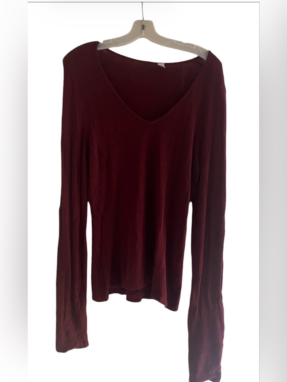 Burgundy light weight sweater women’s size medium
